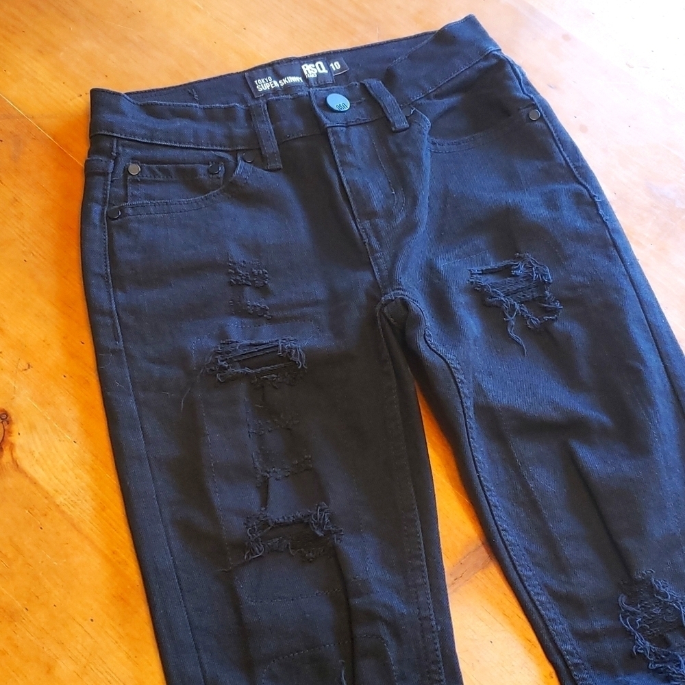 Rsq tokio super skinny black distress jeans size 10